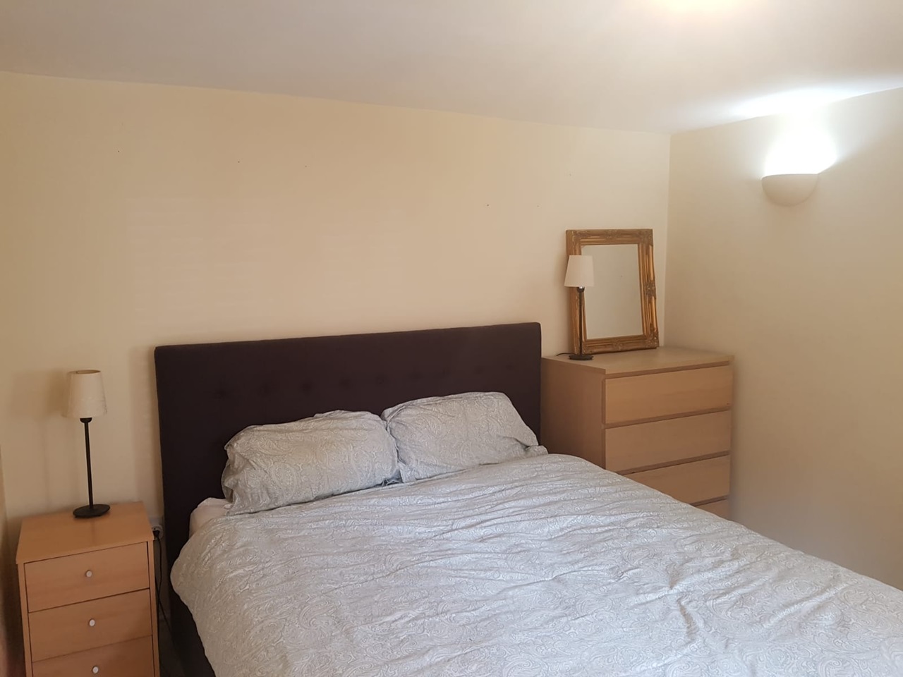 2 Bed Flat, Whitelow Road, M21, N1 7GU photo 4