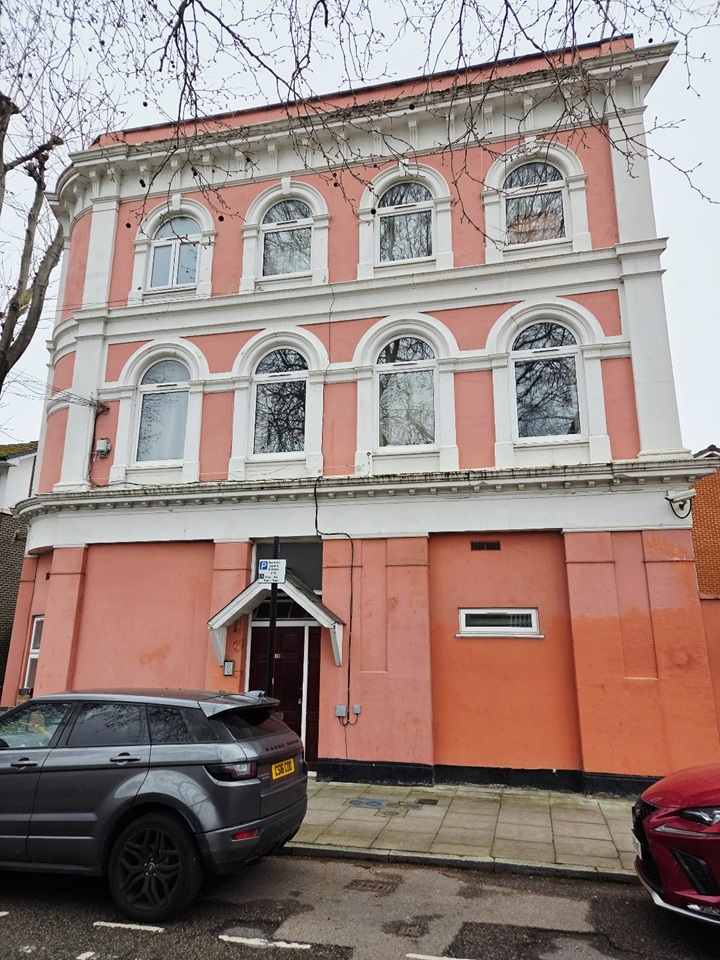 1 Bed Flat, Oldfield Grove, SE16, N1 7GU photo 2