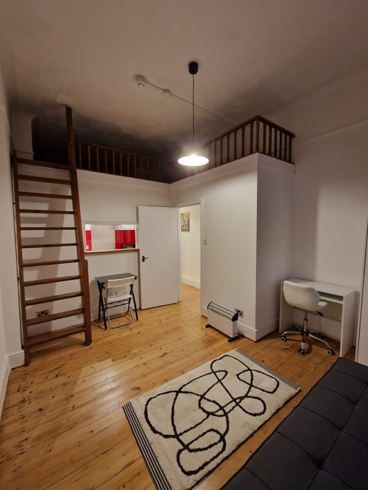 Studio Flat, Lewes Road, BN2, N1 7GU