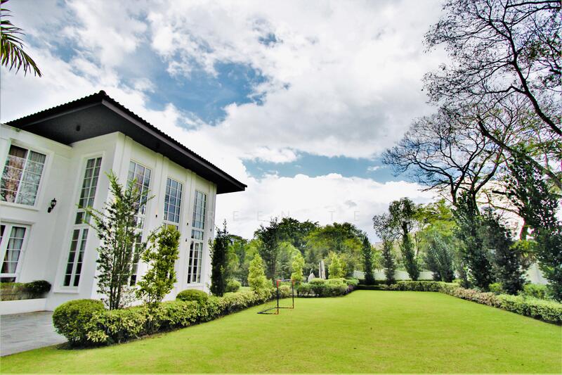 Tanglin Hill photo 3