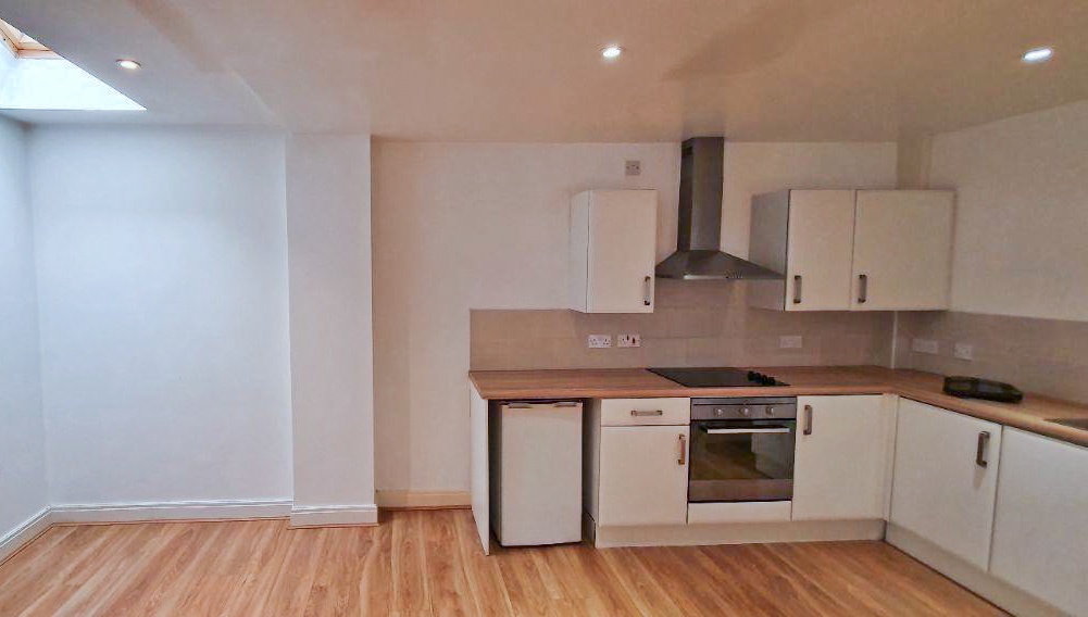 1 Bed Flat, Saffron Lane, LE2, N1 7GU photo 3
