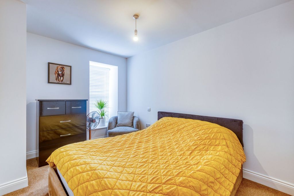 Additional image 13 of 2 bed flat for saleE005 Nightingale House, College Gardens, St Helier JE2