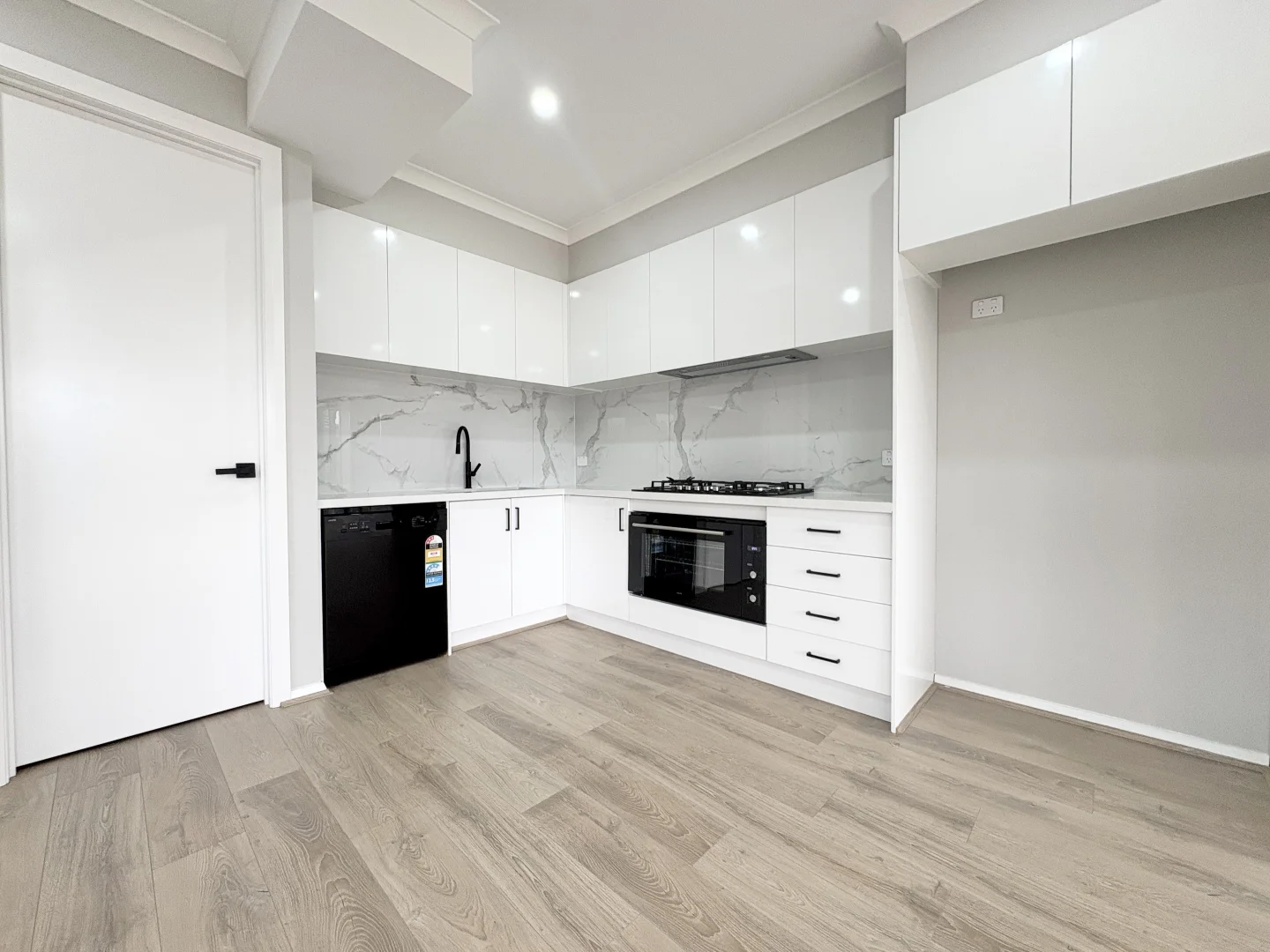 Additional image 3 of 2/47 Rennie Street, Lara VIC 3212