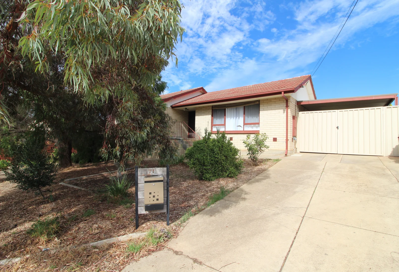 71 Galloway Road, O'Sullivan Beach SA 5166 photo 3