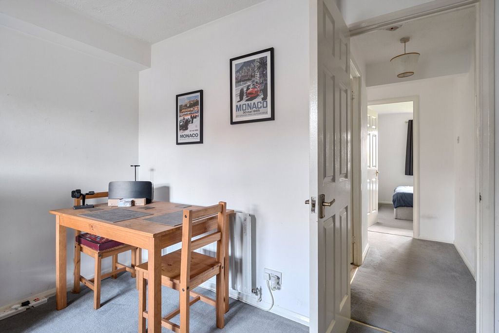 Additional image 5 of 1 bed maisonette for saleEyston Drive, Weybridge KT13