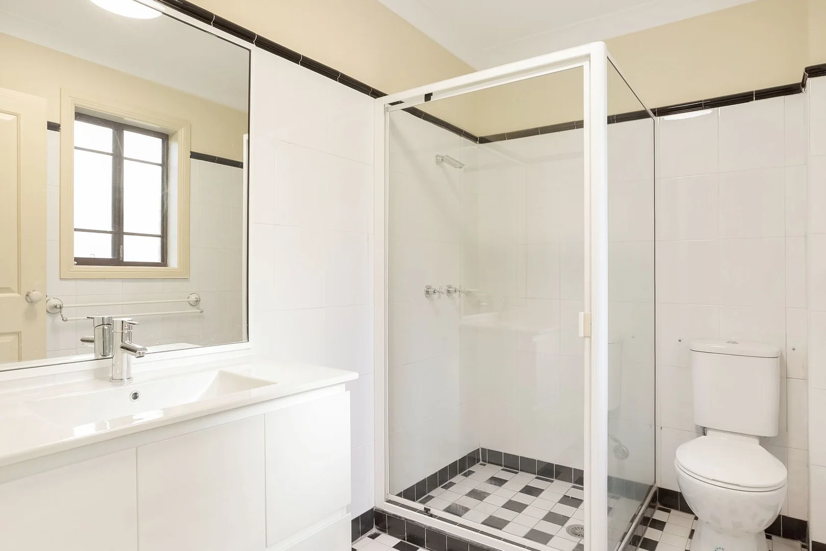 Additional image 4 of 4/17 Langley Avenue, Cremorne NSW 2090