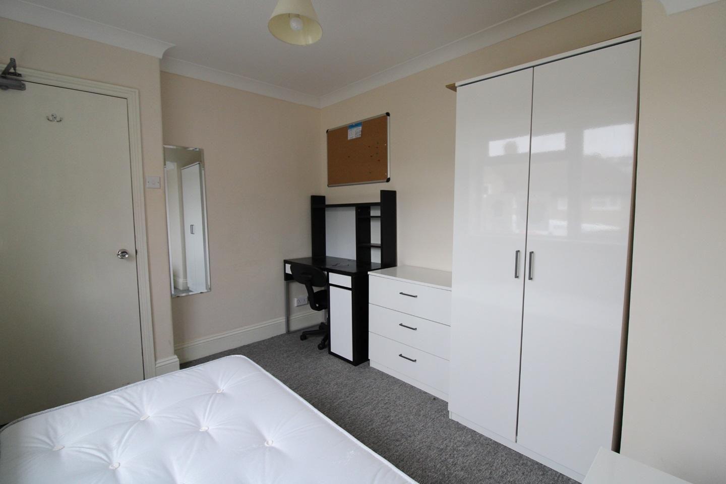 Additional image 10 of Room in a Shared House, Southall Avenue, BN2, N1 7GU