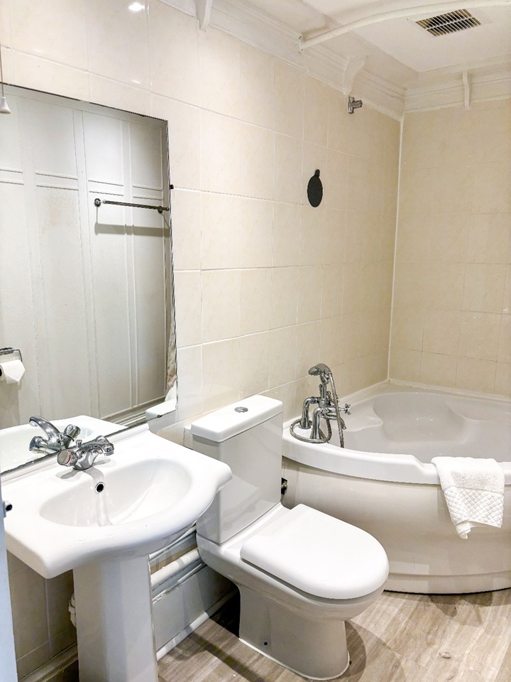 Additional image 8 of 1 Bed Flat, Deluxe Hotel Rooms, BN3, N1 7GU