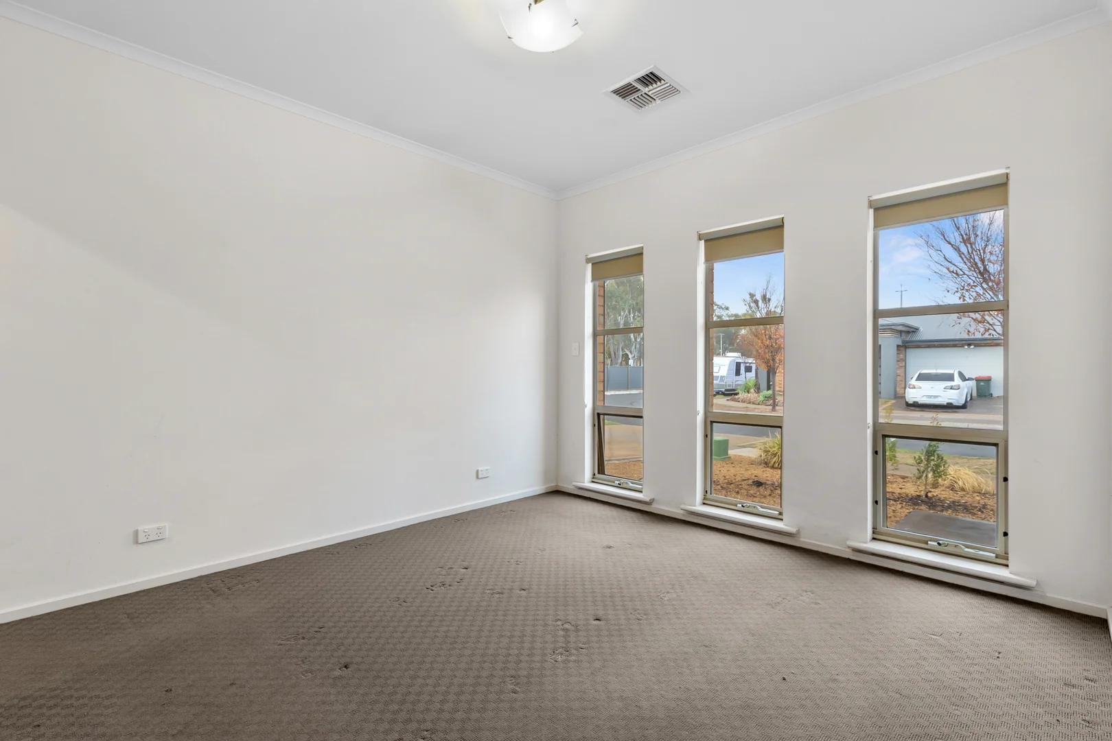 Additional image 2 of 9 Allen Court, Evanston Gardens SA 5116
