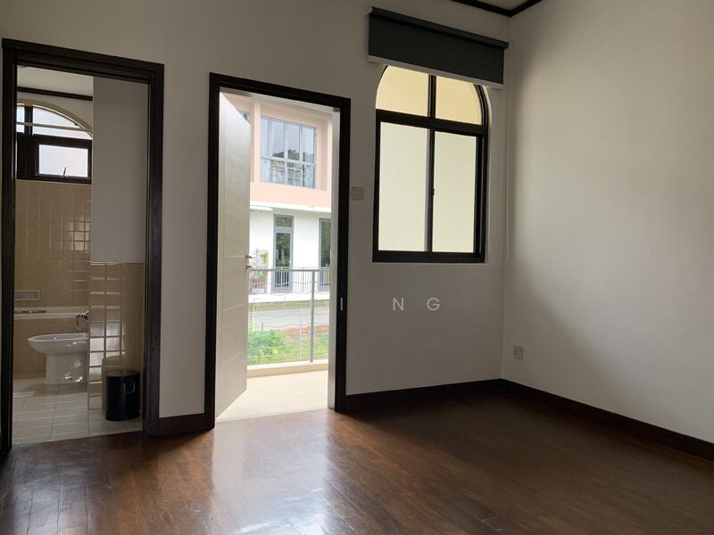 12 Dyson Road photo 4