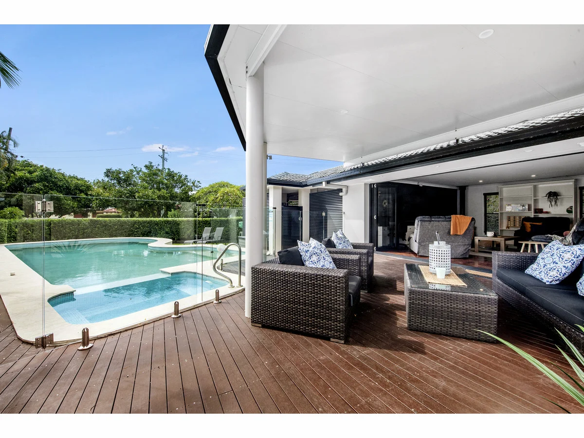 Additional image 2 of 50 Merrimac Boulevard, Broadbeach Waters QLD 4218
