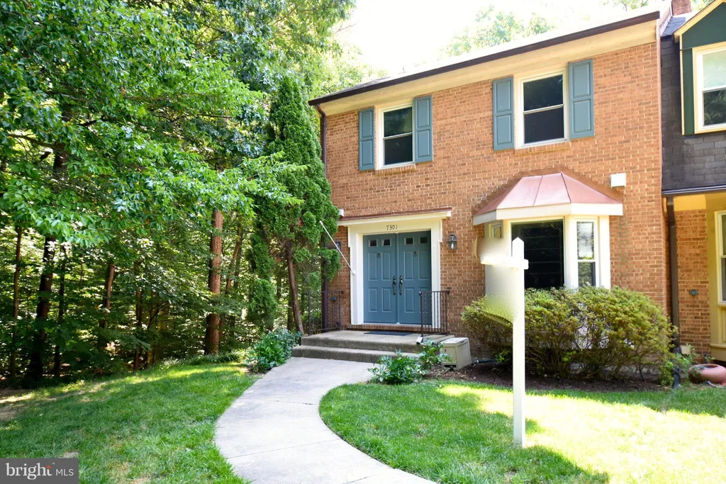 7301 Golden Iris Court, Springfield, VA 22153