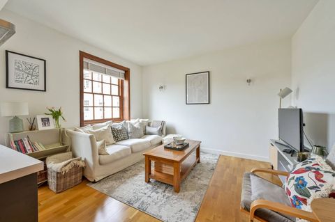 Scott Avenue, West Hill, London SW15