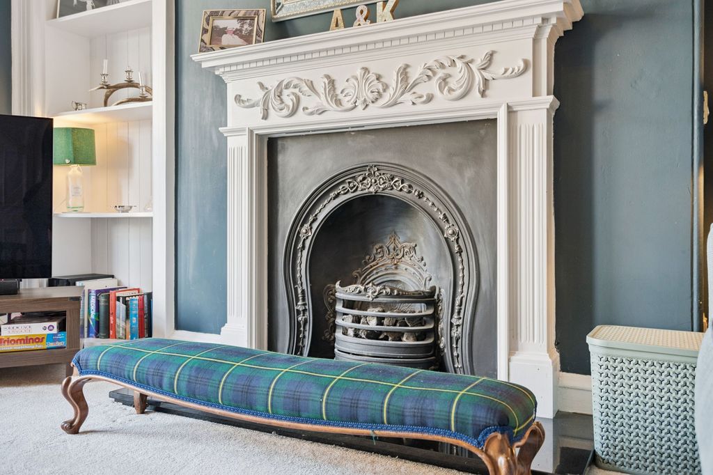 Additional image 7 of 4 bed end terrace house for saleArgyll Avenue, Stirling FK8
