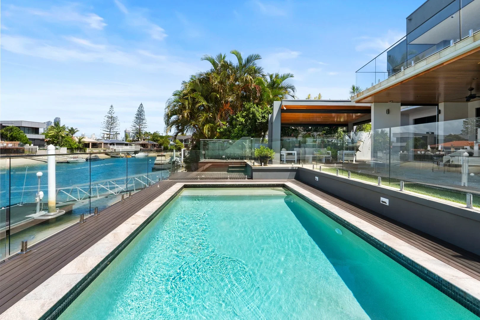 63 Gibraltar Drive, Isle Of Capri QLD 4217