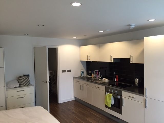 Studio Flat, Number One, M50, N1 7GU photo 4