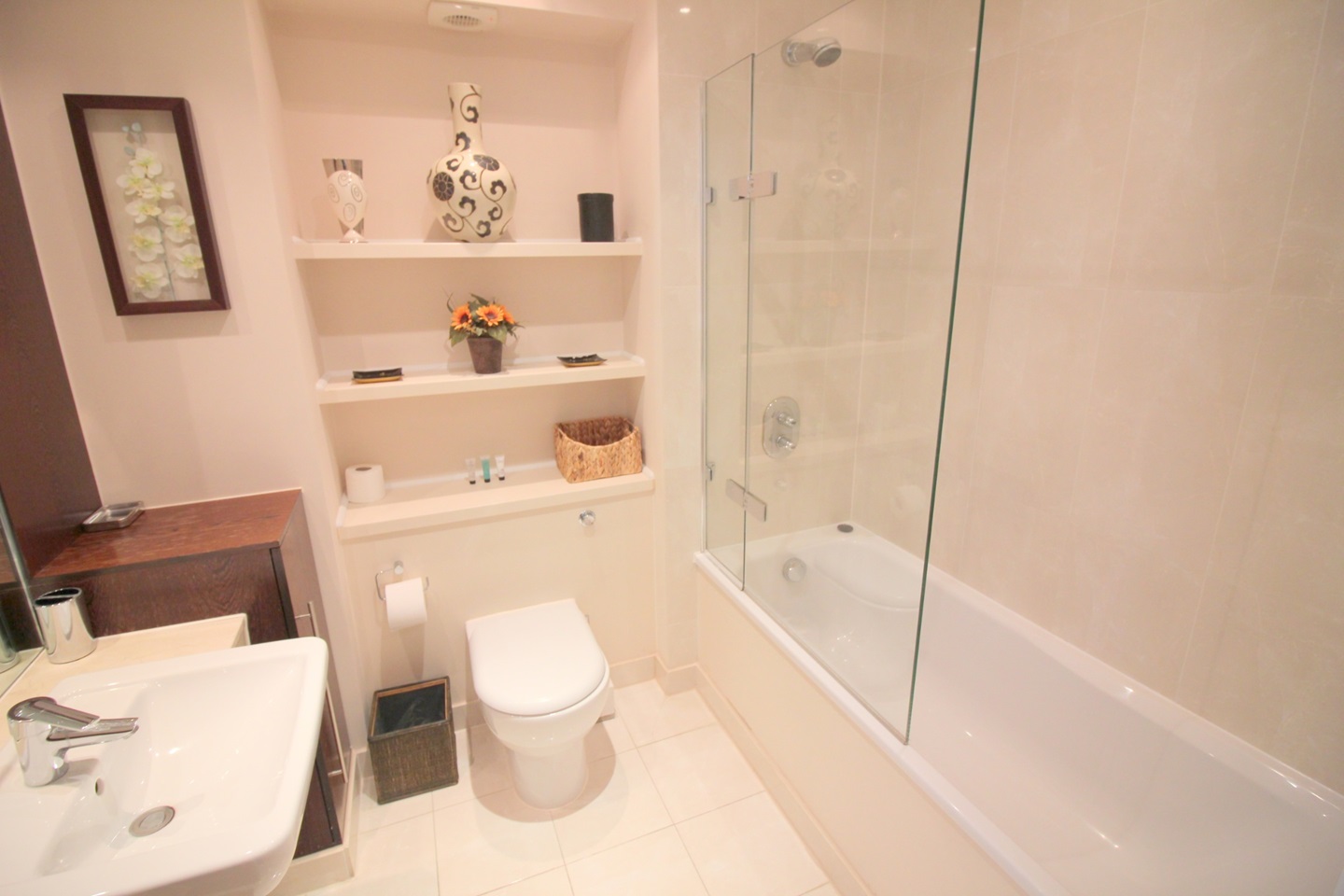 Additional image 8 of 2 Bed Flat, The Belvedere, CB2, N1 7GU