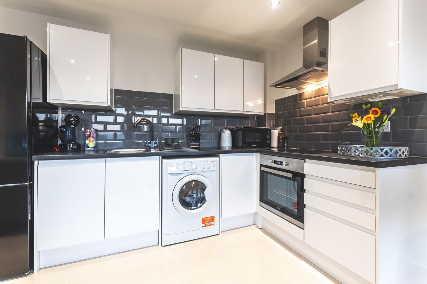 2 Bed Flat, Atlantic Mansions, SO14, N1 7GU photo 5