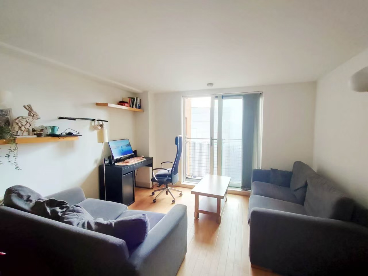 1 Bed Flat, Manchester, M1, N1 7GU photo 3