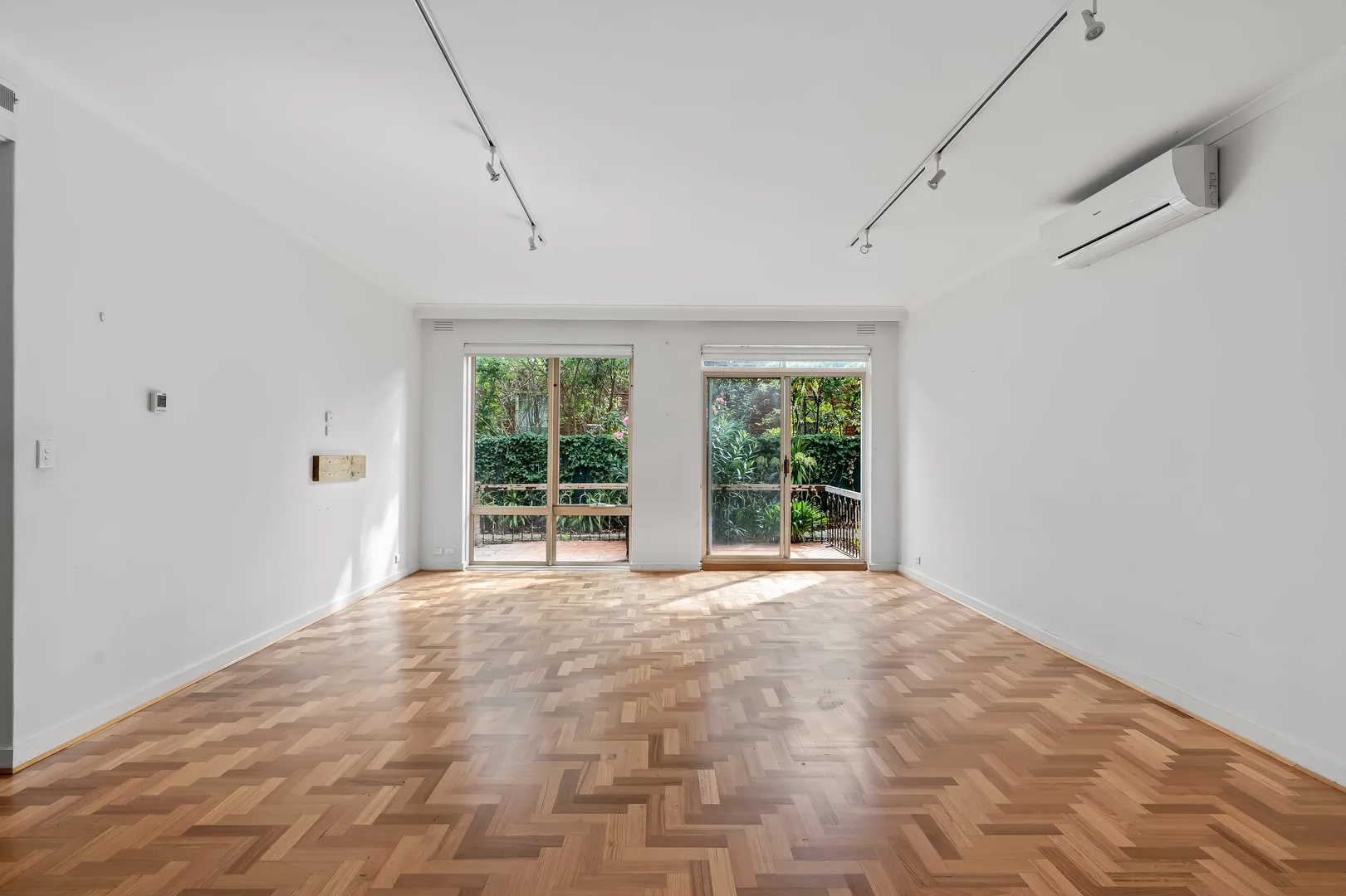Additional image 3 of 1/39 Kooyong Road, Caulfield North VIC 3161