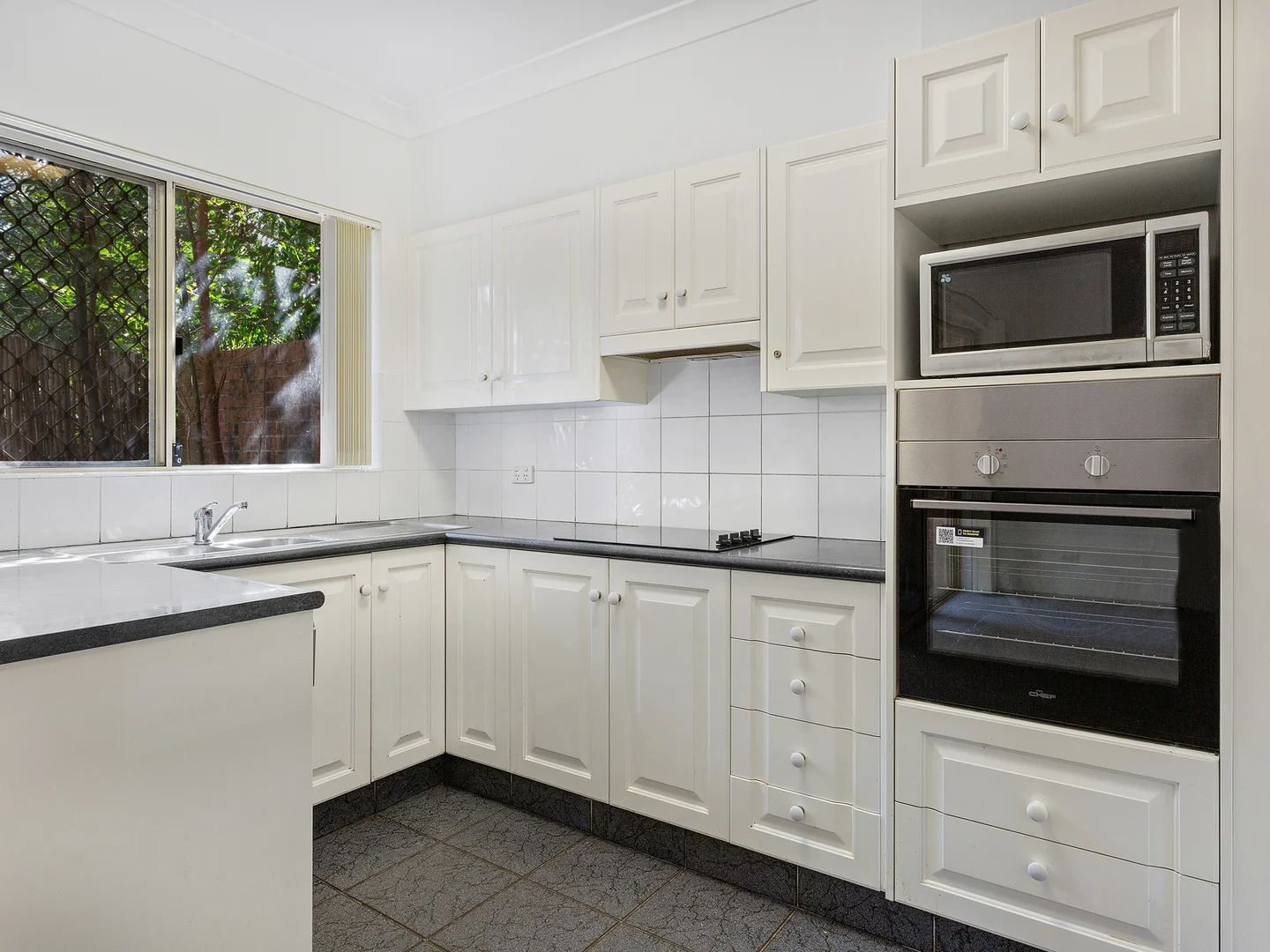 Additional image 3 of 2/153 Willarong Road, Caringbah NSW 2229