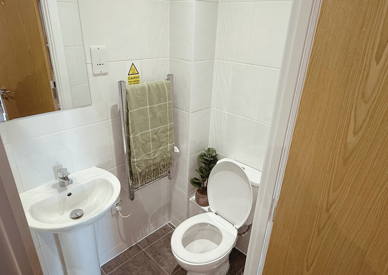Additional image 18 of Studio Flat, London Road, LE2, N1 7GU