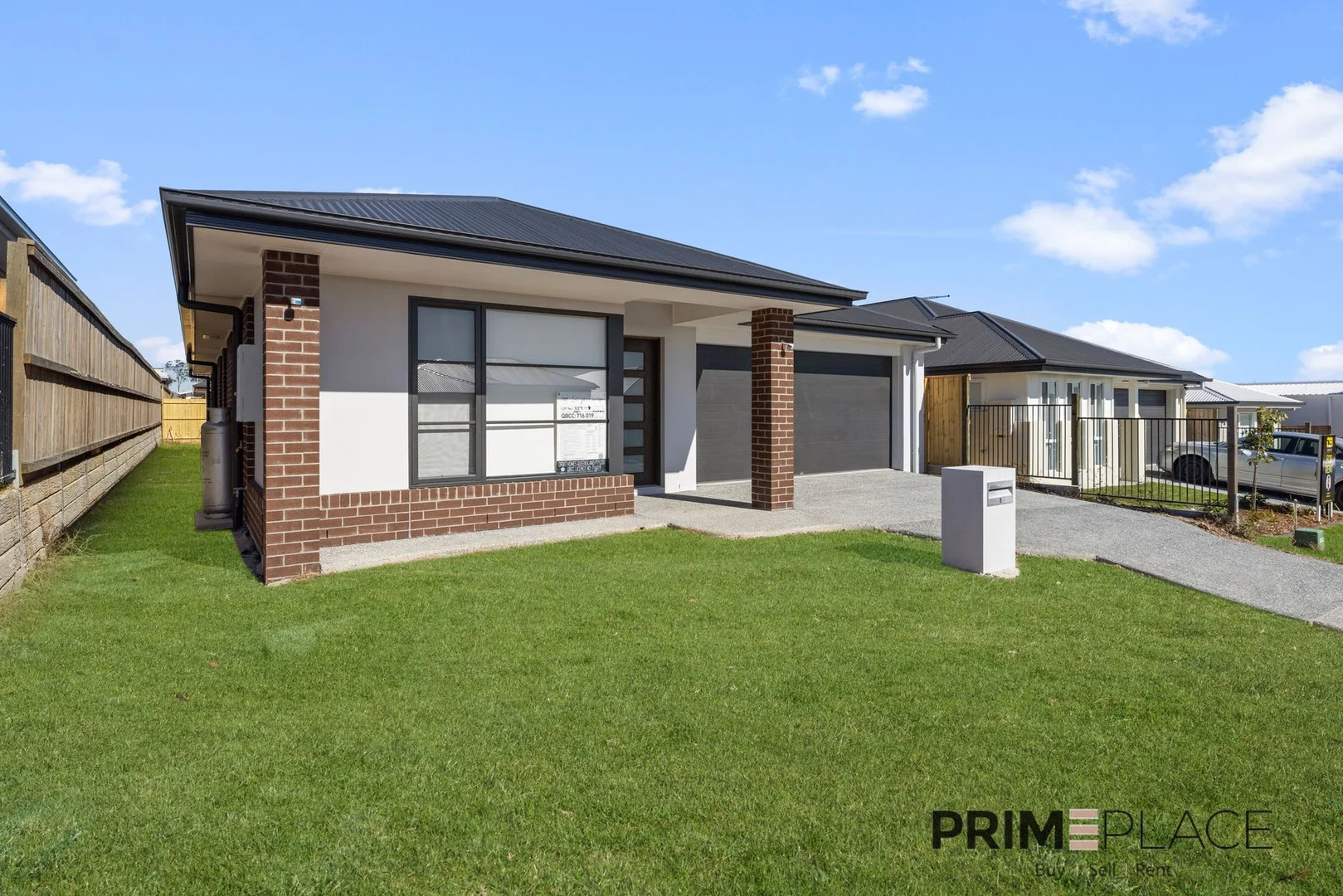 8 STUART STREET, Yarrabilba QLD 4207 photo 3