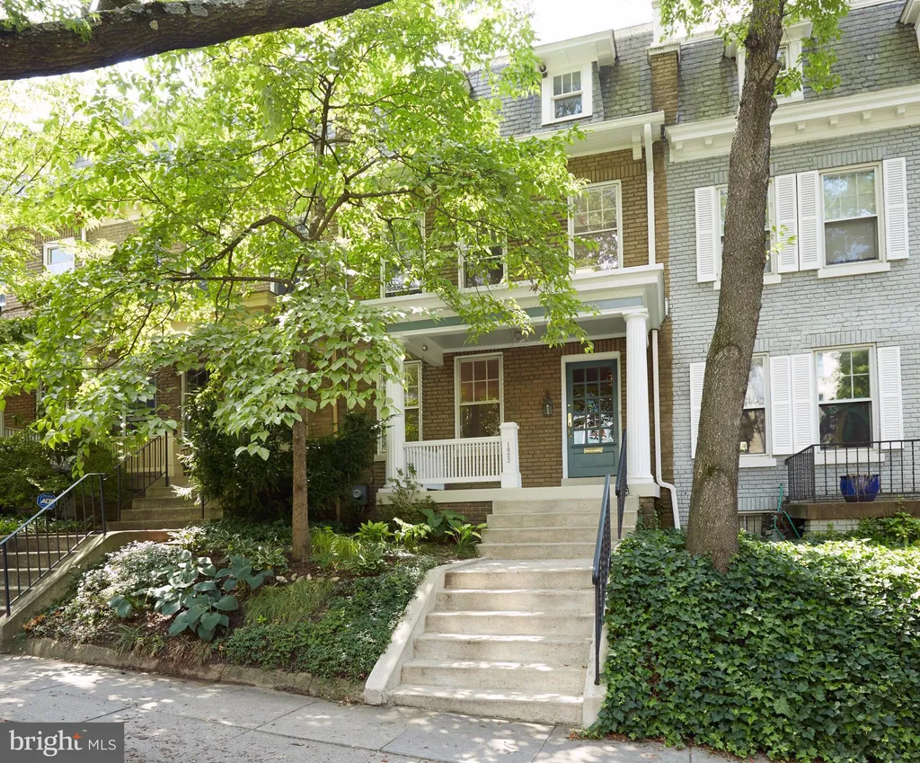 1822 Kenyon Street NW, Washington, DC 20010