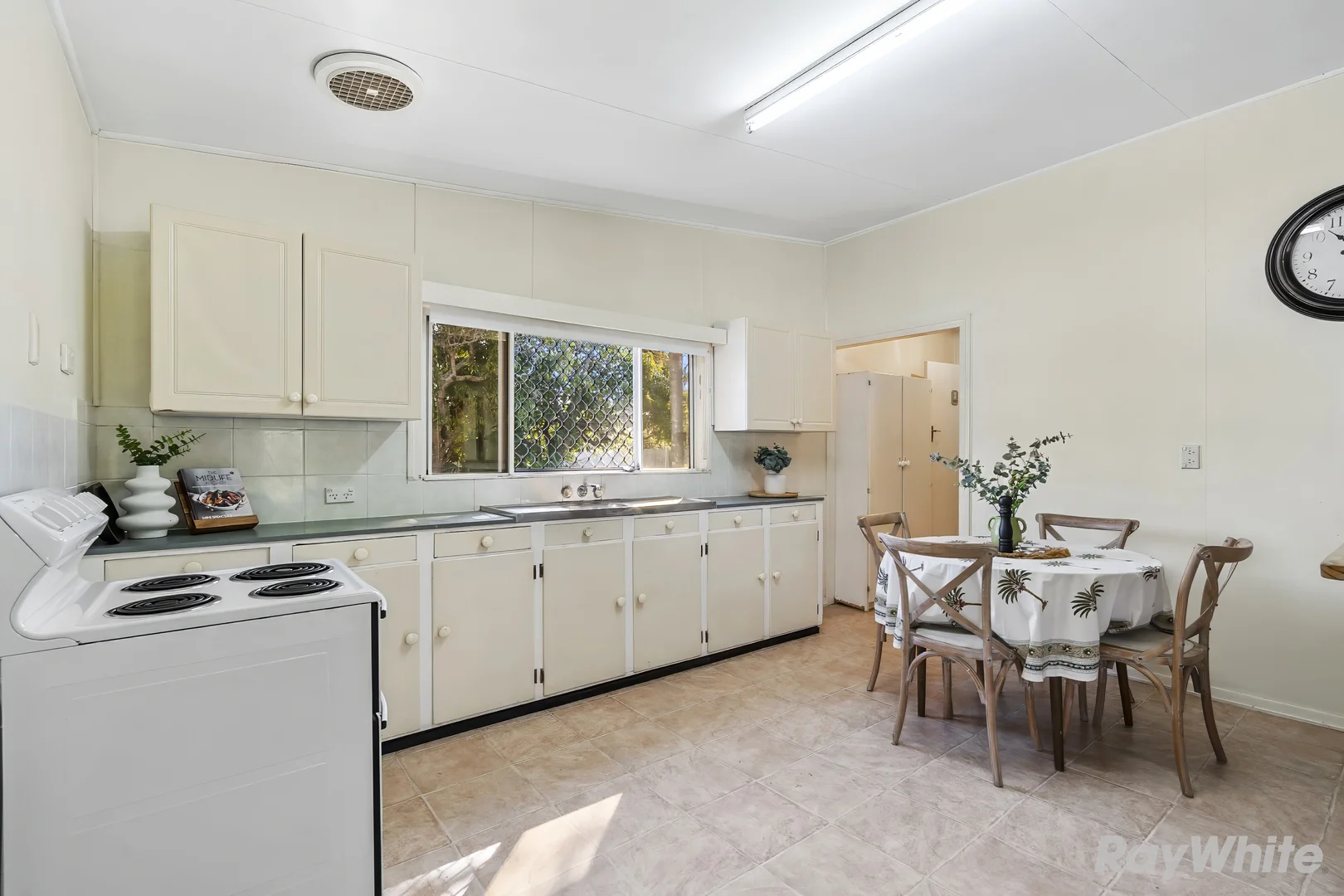 Additional image 5 of 17 Percy Ford Street, Cooee Bay QLD 4703