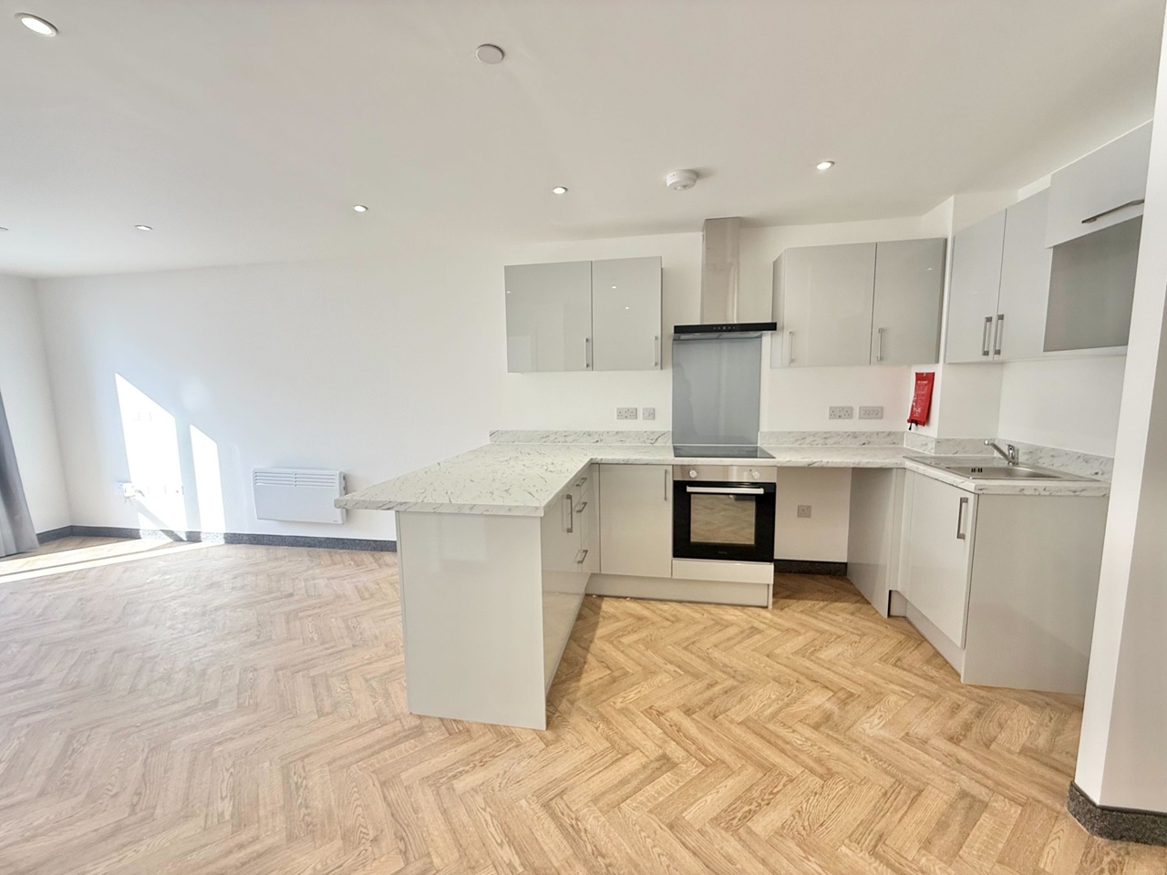 1 Bed Flat, Fleet Court, LE1, N1 7GU