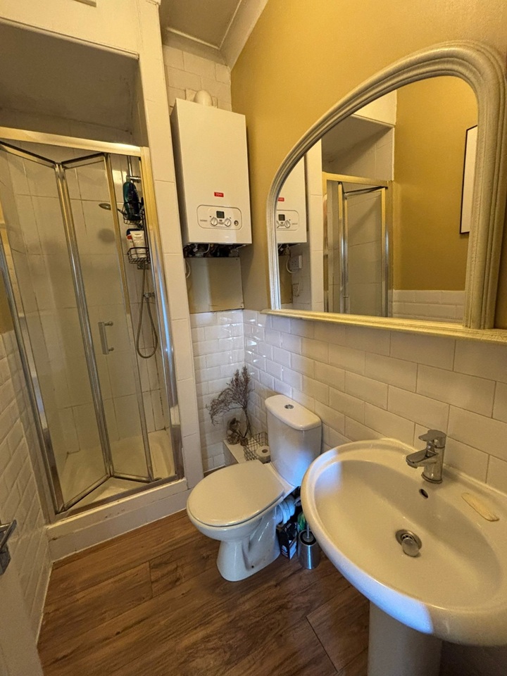 Additional image 15 of 1 Bed Flat, Ardleigh Road, N1, N1 7GU