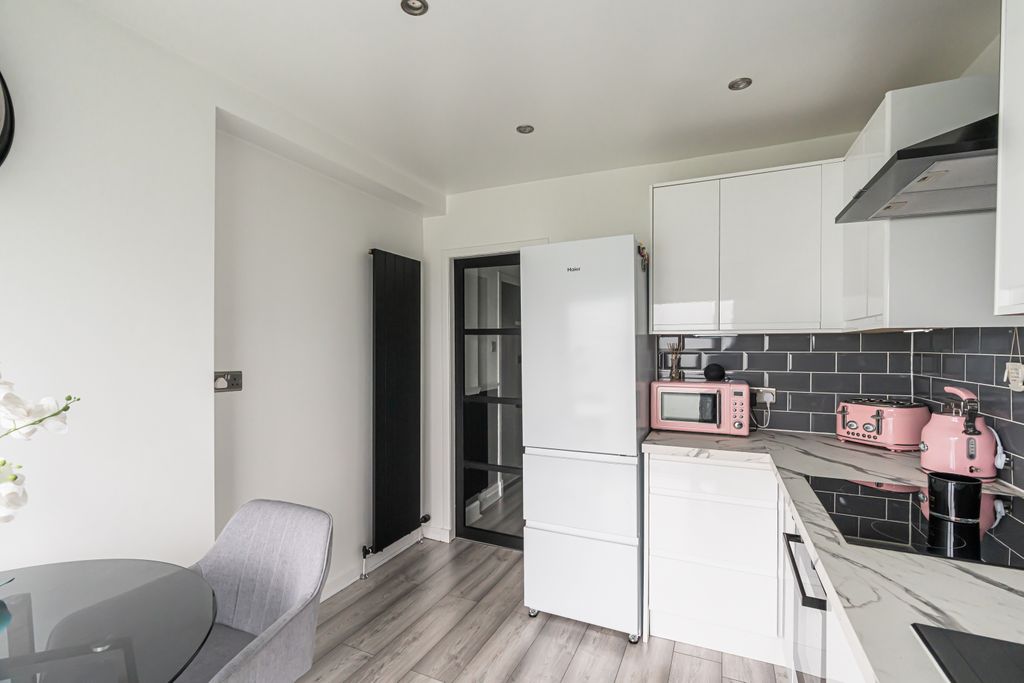 Additional image 4 of 2 bed flat for sale44 Lothian Street, Bonnyrigg EH19