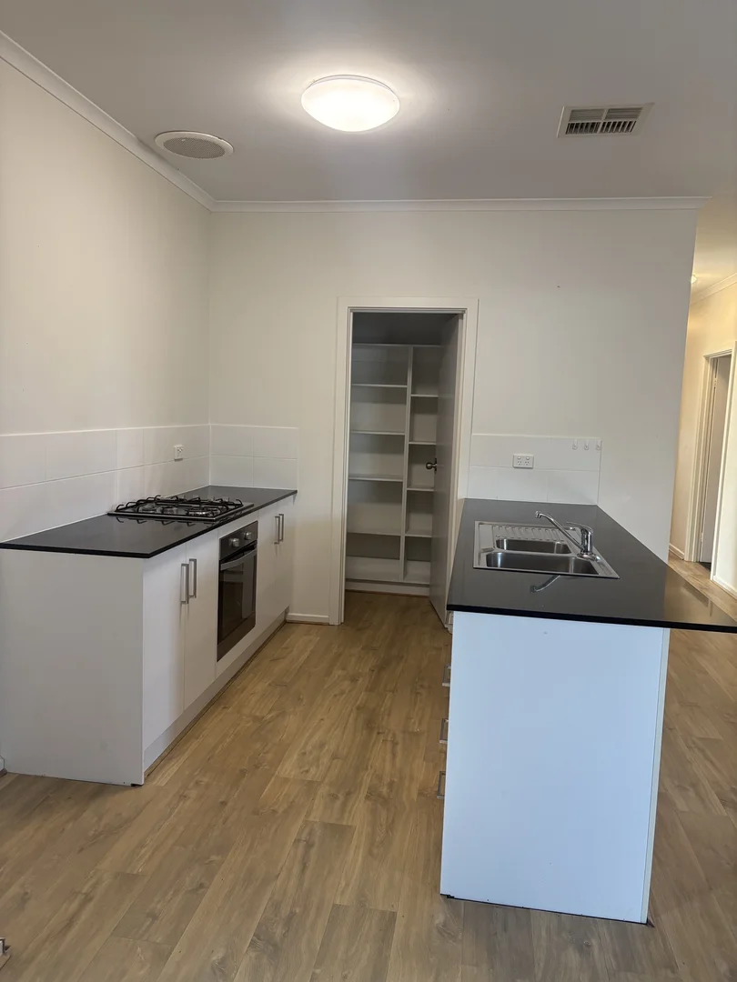 Additional image 2 of 19 Acacia Road, Morphett Vale SA 5162