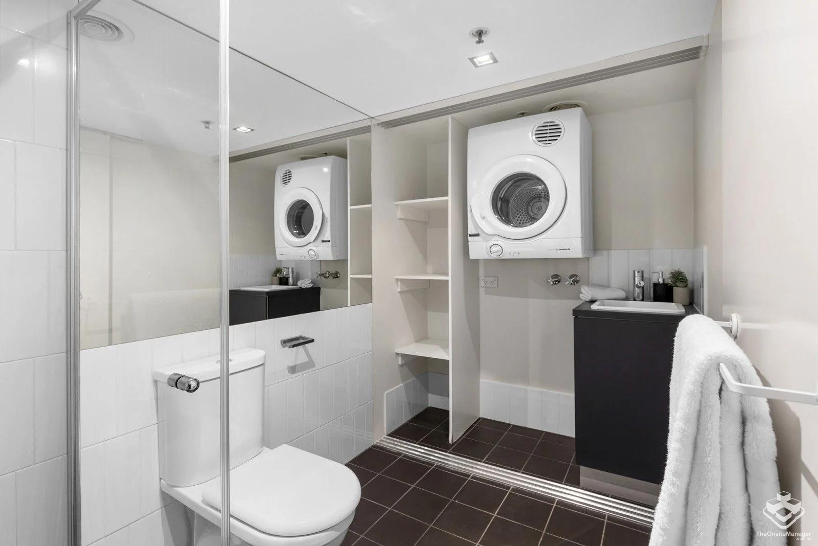 Additional image 9 of ID:21172626/36 Vernon Terrace, Teneriffe QLD 4005