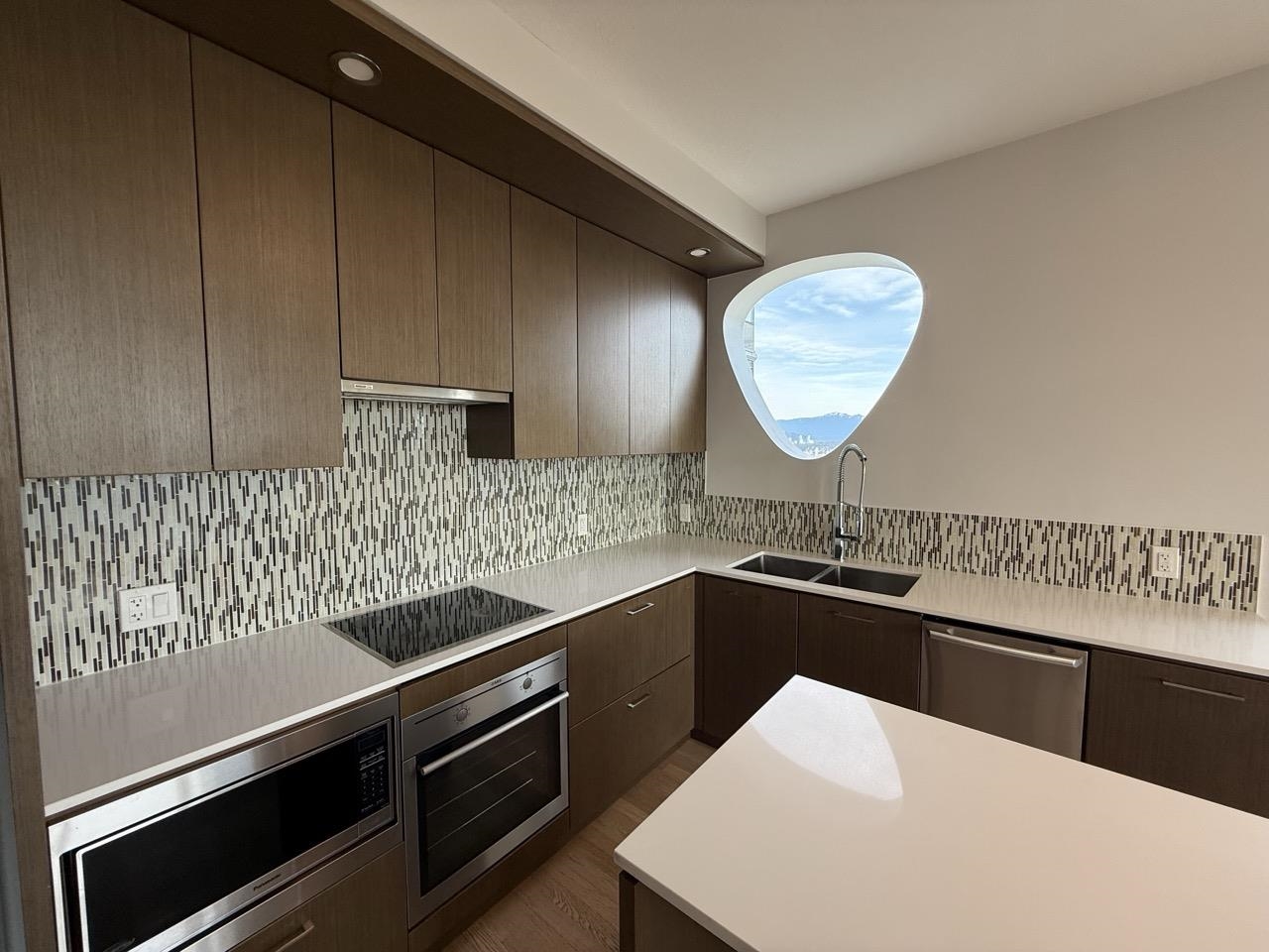 Additional image 4 of 13495 Central Avenue, Surrey, BC, V3T 0K2