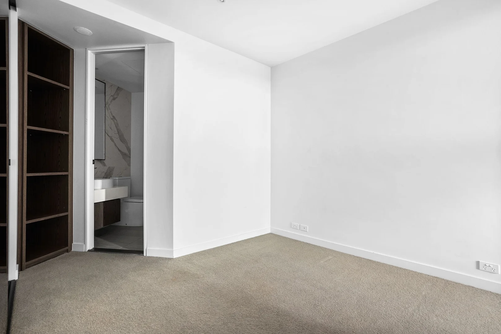 Additional image 3 of 1004/77 Queens Road, Melbourne VIC 3004