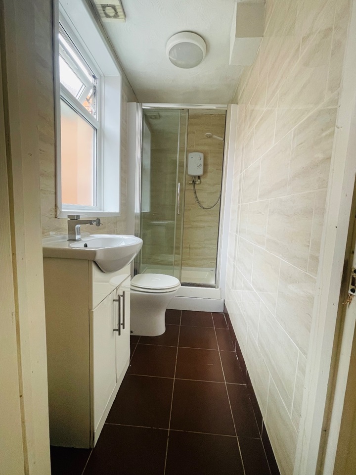 Studio Flat, Leiceseter, LE3, N1 7GU photo 3
