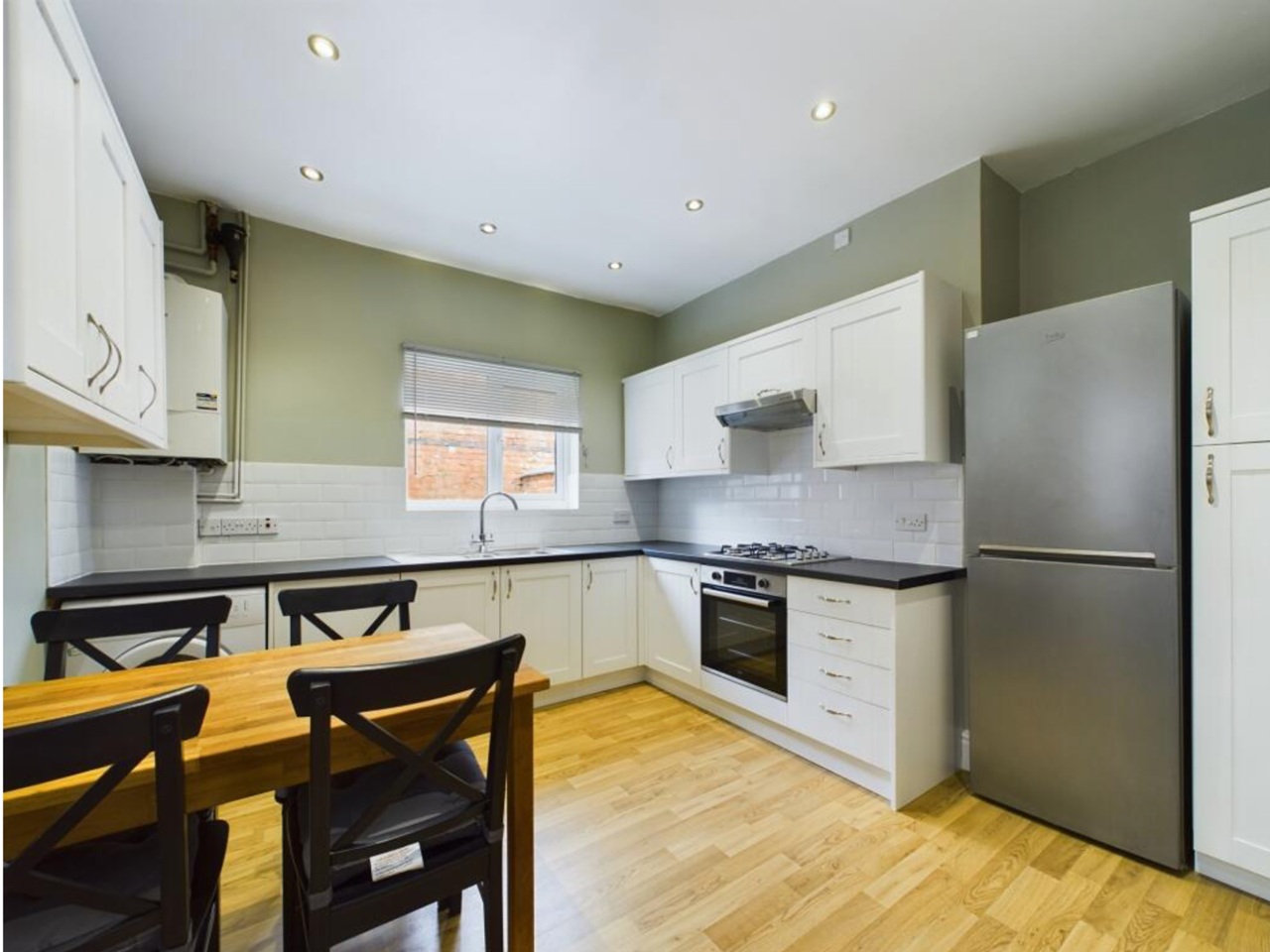 Additional image 2 of Room in a Shared House, Gower Street, DE1, N1 7GU