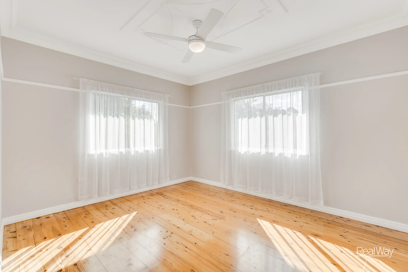 Additional image 7 of 70 North Street, Mount Lofty QLD 4350