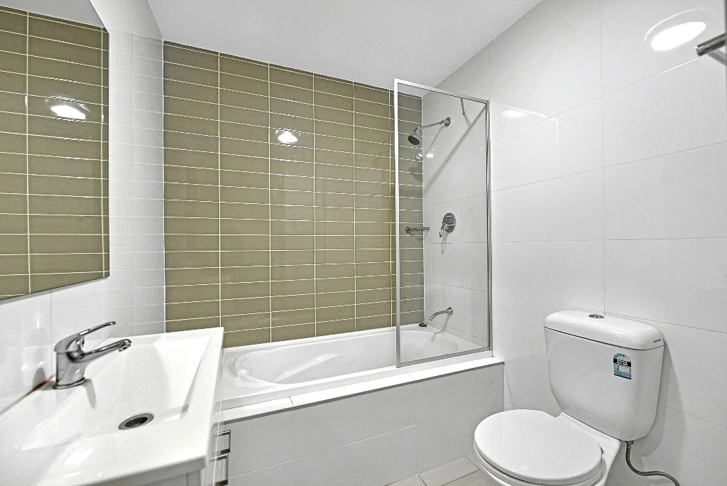 Additional image 5 of 3/47 Brickworks Dr, Holroyd NSW 2142