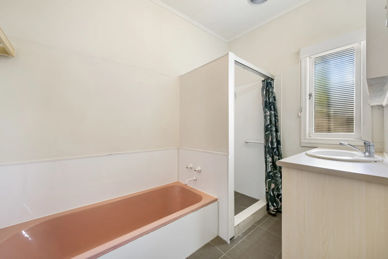 85 Boundary Road, Camp Hill QLD 4152 photo 5