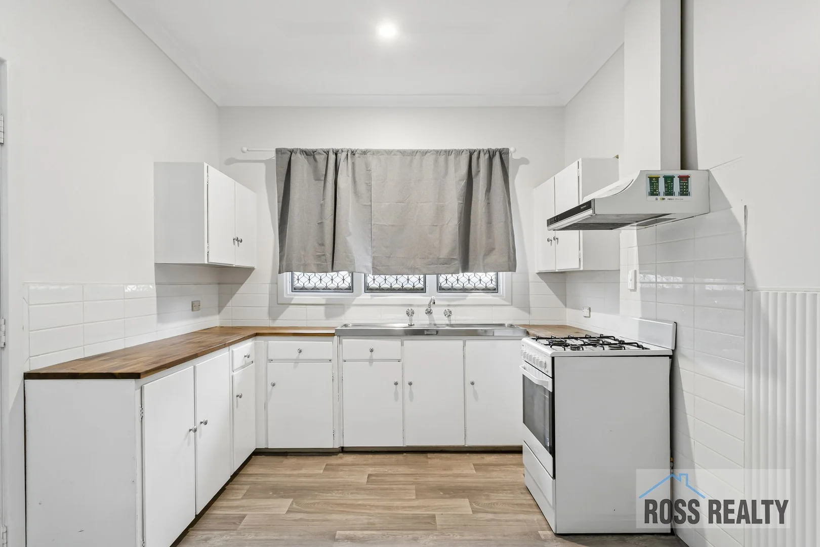 Additional image 5 of 12 Brathwaite Road, Lockridge WA 6054
