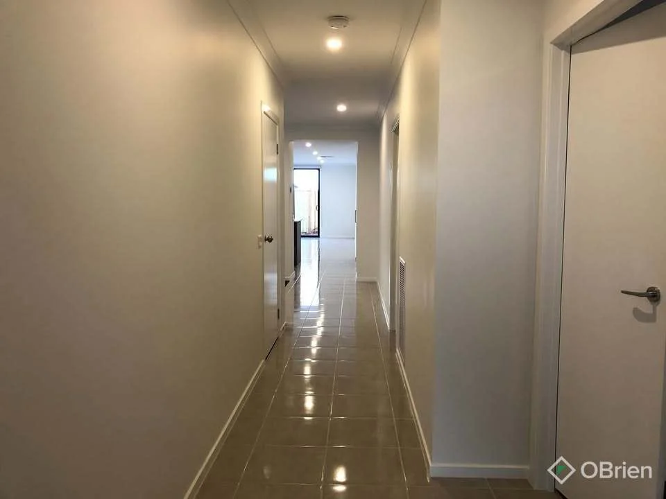 Additional image 2 of 41 Rosette Crescent, Rockbank VIC 3335