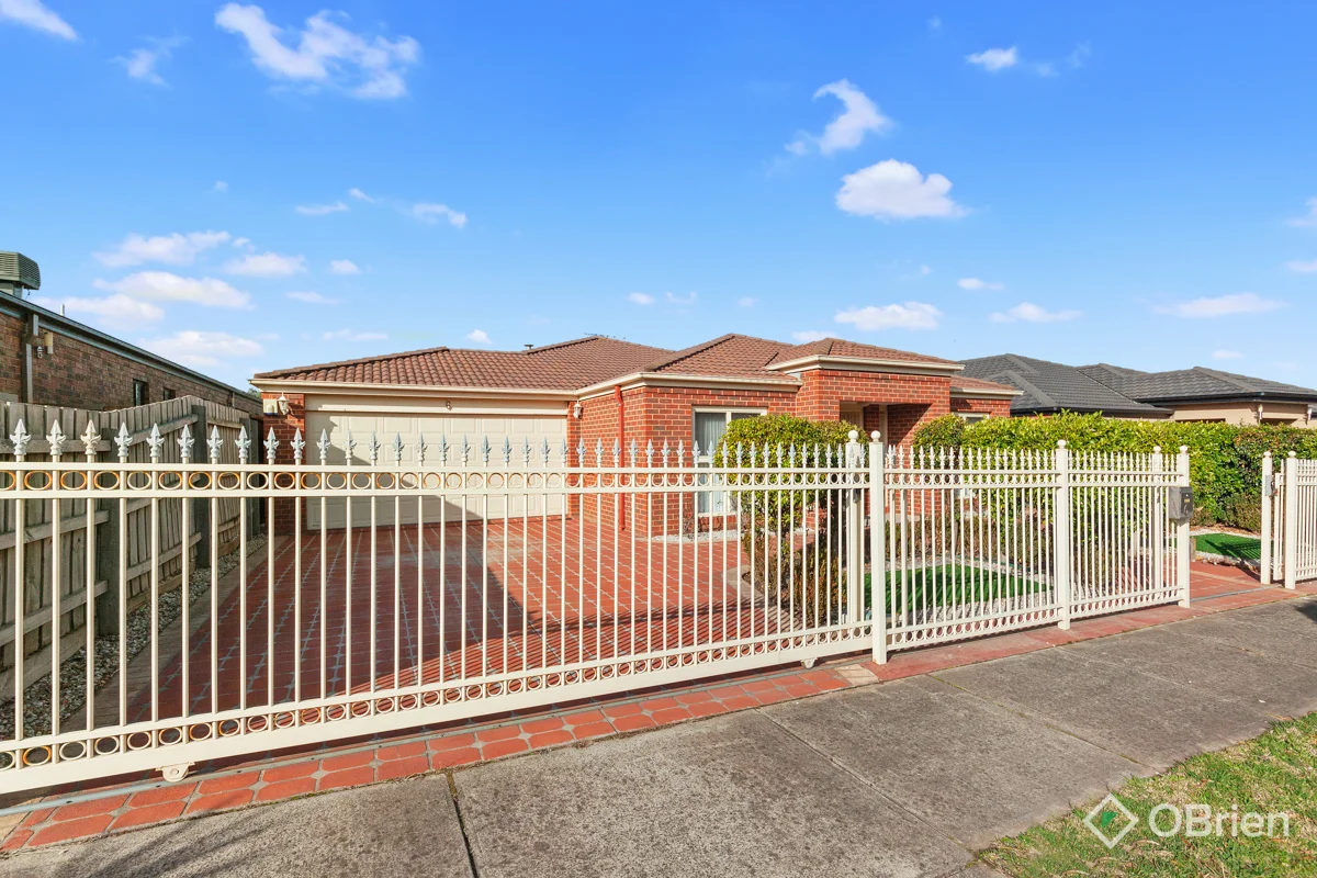 Additional image 2 of 6 Glenbrook Crescent, Lynbrook VIC 3975