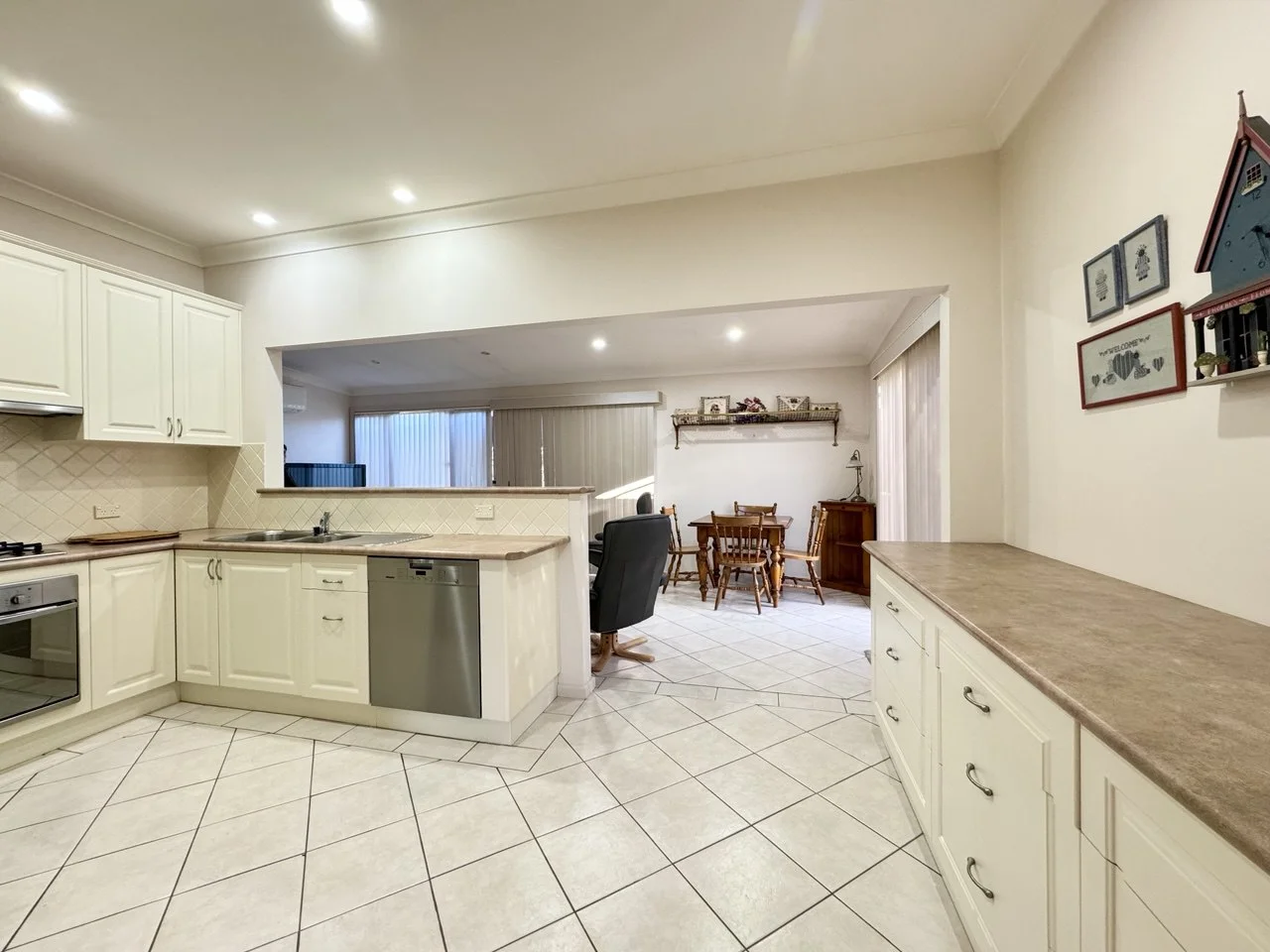 Additional image 7 of 11 Downes Crescent, Parkes NSW 2870