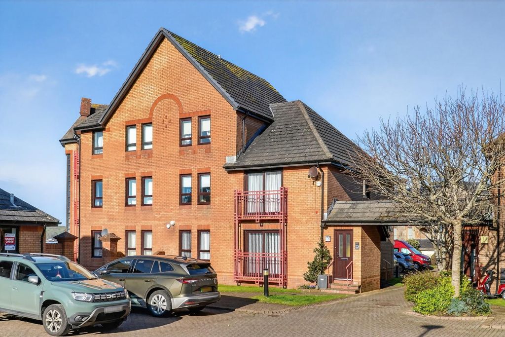 2 bed flat for saleCurlinghall, Largs KA30
