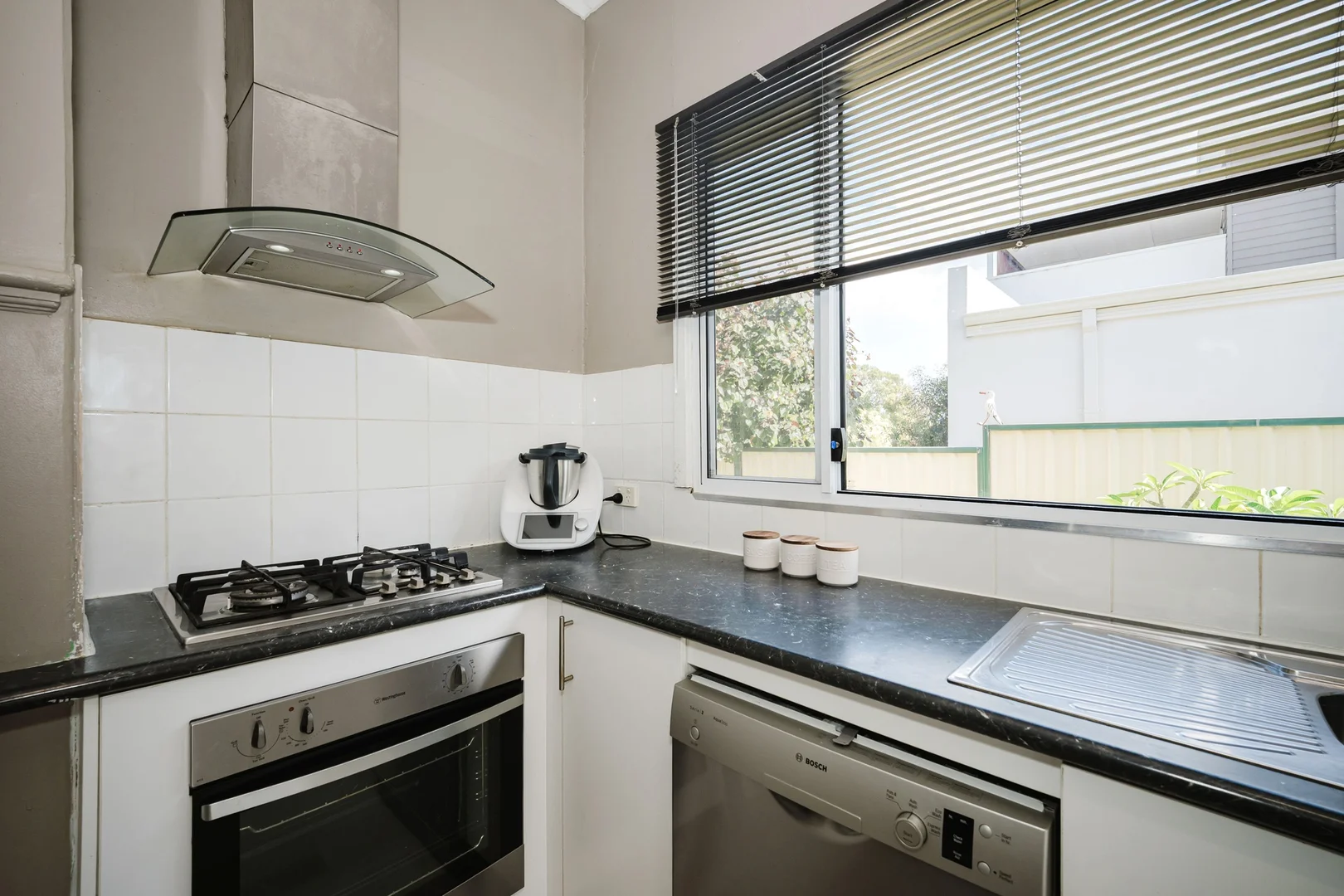Additional image 9 of 50b Fifth Avenue, Shoalwater WA 6169