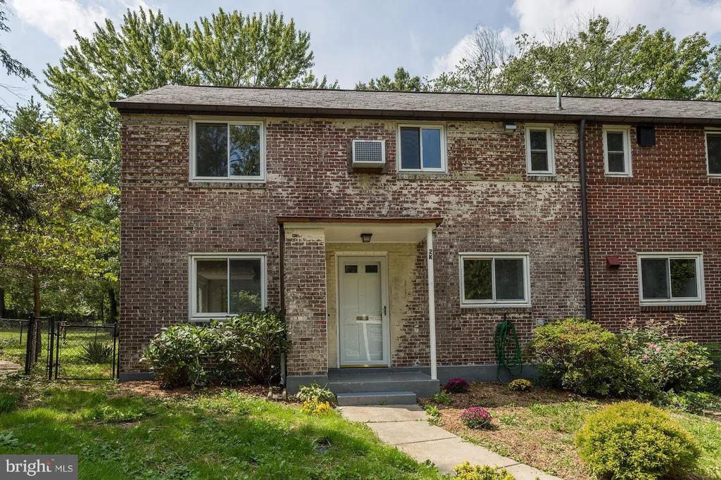 2 Gardenway, Greenbelt, MD 20770