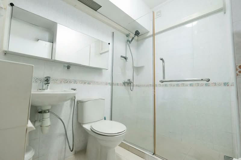 482 Admiralty Link photo 5
