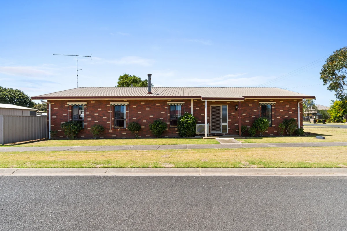 14 Merry Street, Maffra VIC 3860